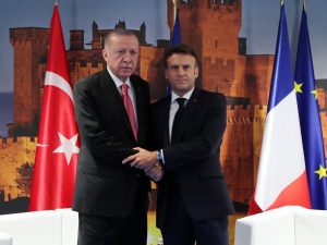 erdoqan makron