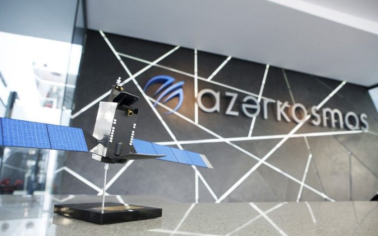 azerkosmos