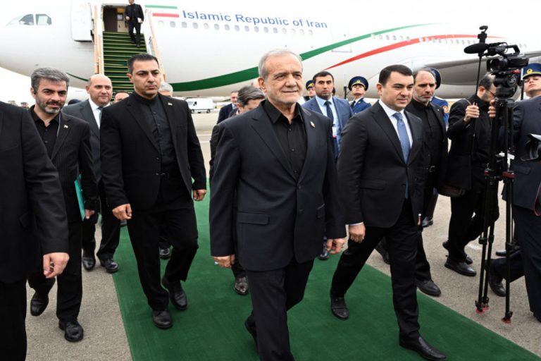 pezeskian azeri foto