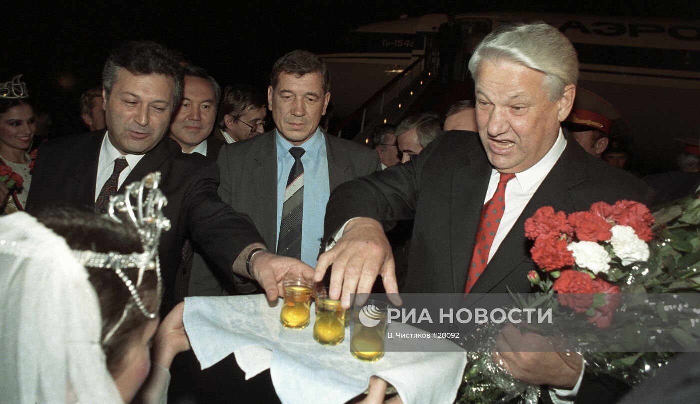ПРЕЗИДЕНТ РОССИЯ ЕЛЬЦИН МУТАЛИБОВ НАЗАРБАЕВ