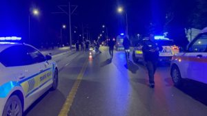 ESKİŞEHİR'DE KATLİAM GİBİ KAZA: 3 ÖLÜ OTOMOBİL TRAMVAYDAN İNEN YAYALARA ÇARPIP KAÇTI KAÇAN SÜRÜCÜNÜN YAKALANMASI İÇİN ÇALIŞMA BAŞLATILDI