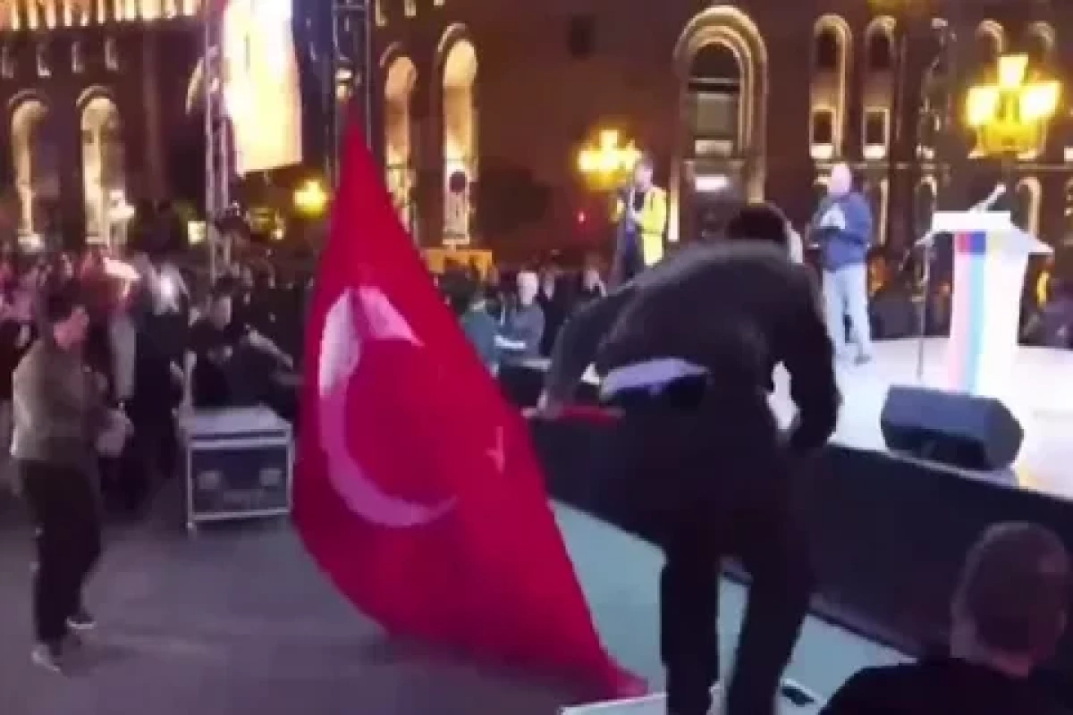 bayraq turk