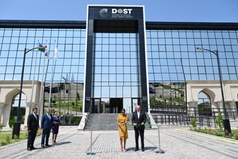 ilham dost merkezi
