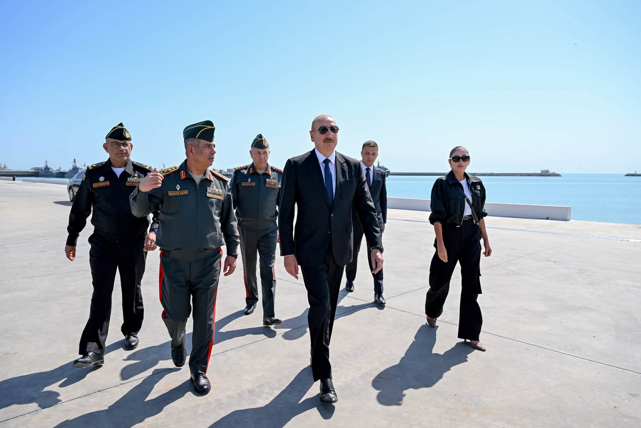 Prezident İlham Əliyev hərbi quruculuğa dair operativ müşavirə keçirib