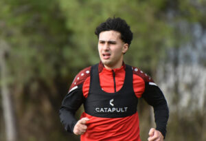 komanda dəyişimi